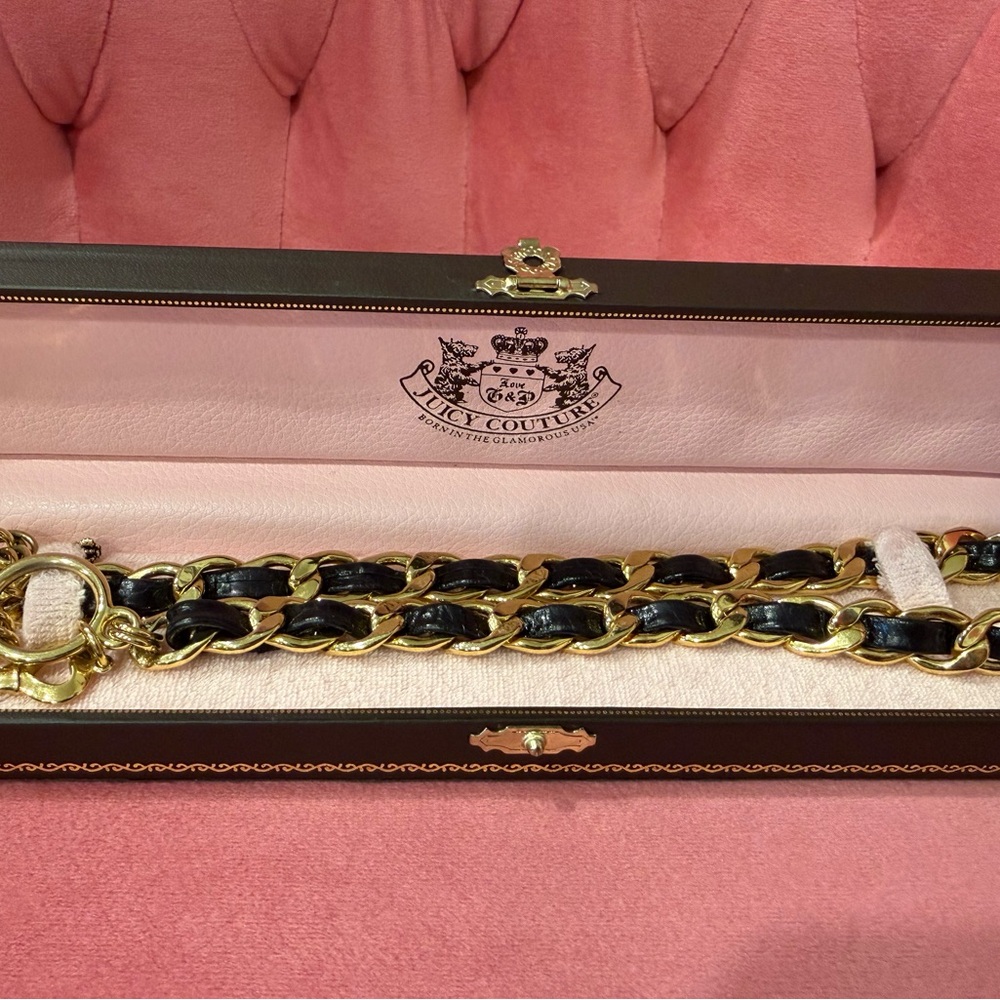 Vintage Juicy Couture Gold and Black Chain Necklace